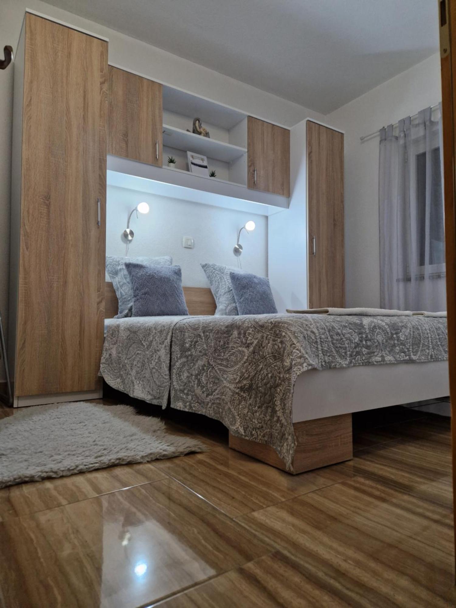 Apartments Gabriel Сень Экстерьер фото